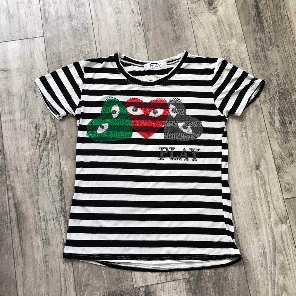 PLAY heart eyes striped tee